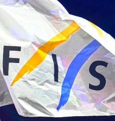 FIS отказалась проверять экипировку российских прыгунов